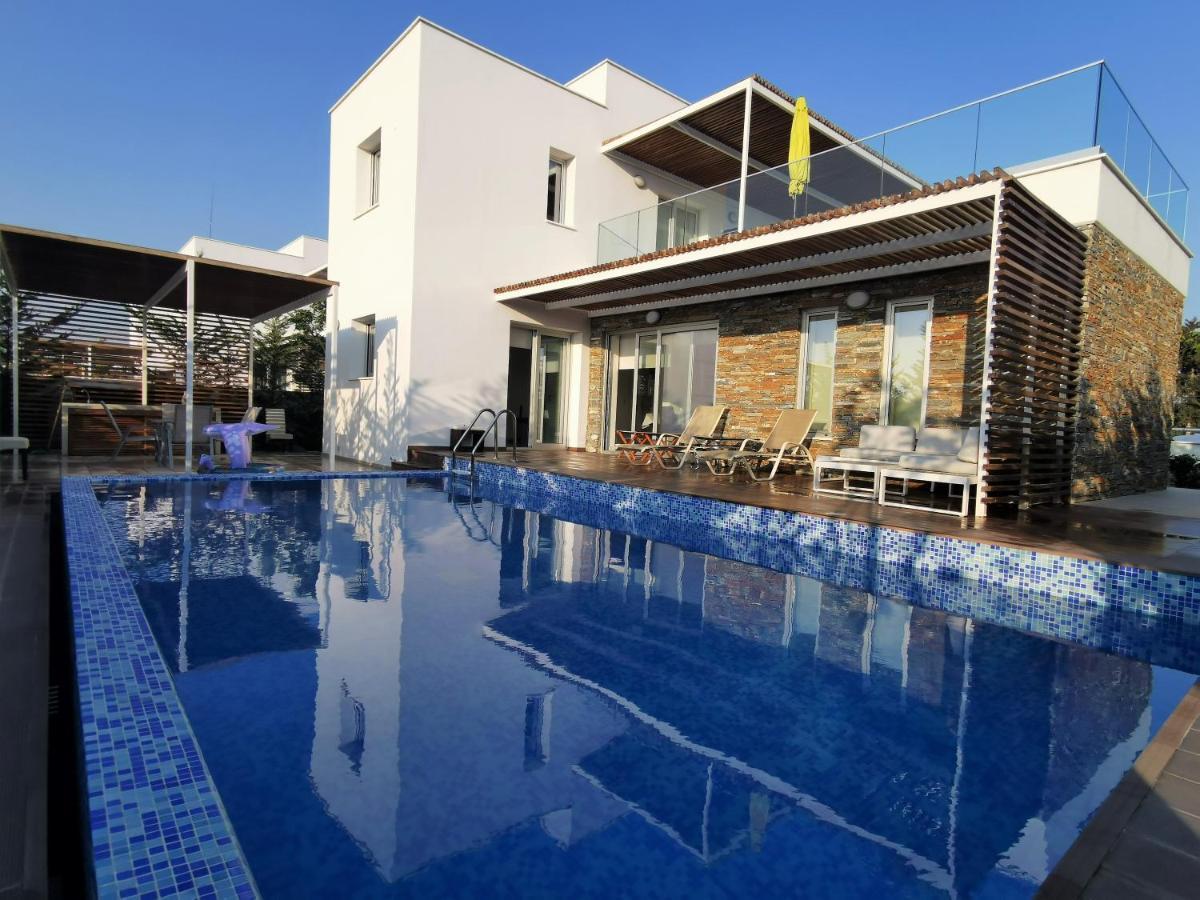 Villa Nikki -